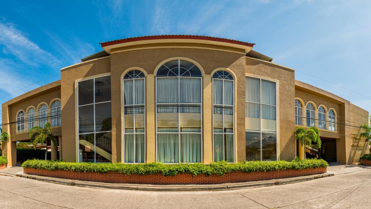 Hotel La Quinta La Ceiba Exteriér fotografie