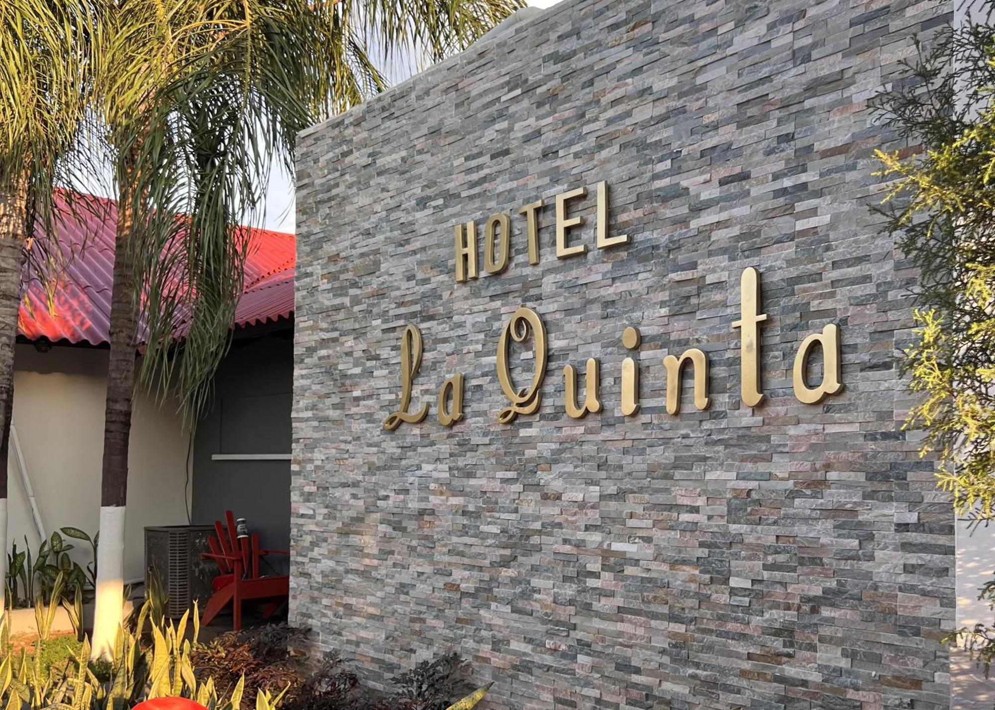 Hotel La Quinta La Ceiba Exteriér fotografie